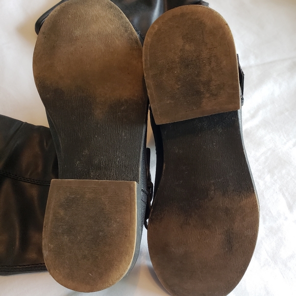 Madden Girl Cooperrr Boots, Dark Gray With Blue Zipper Accents, Size 6 - Picture 3 of 5